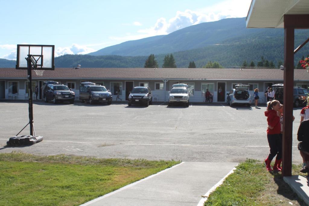 Paradise Motel Sicamous Luaran gambar
